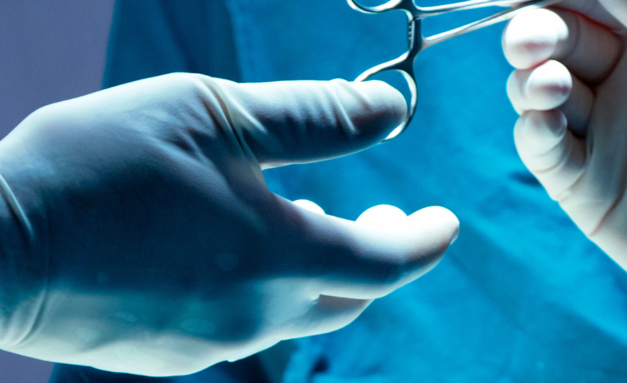 jak bezpiecznie przejść operację plastyczną